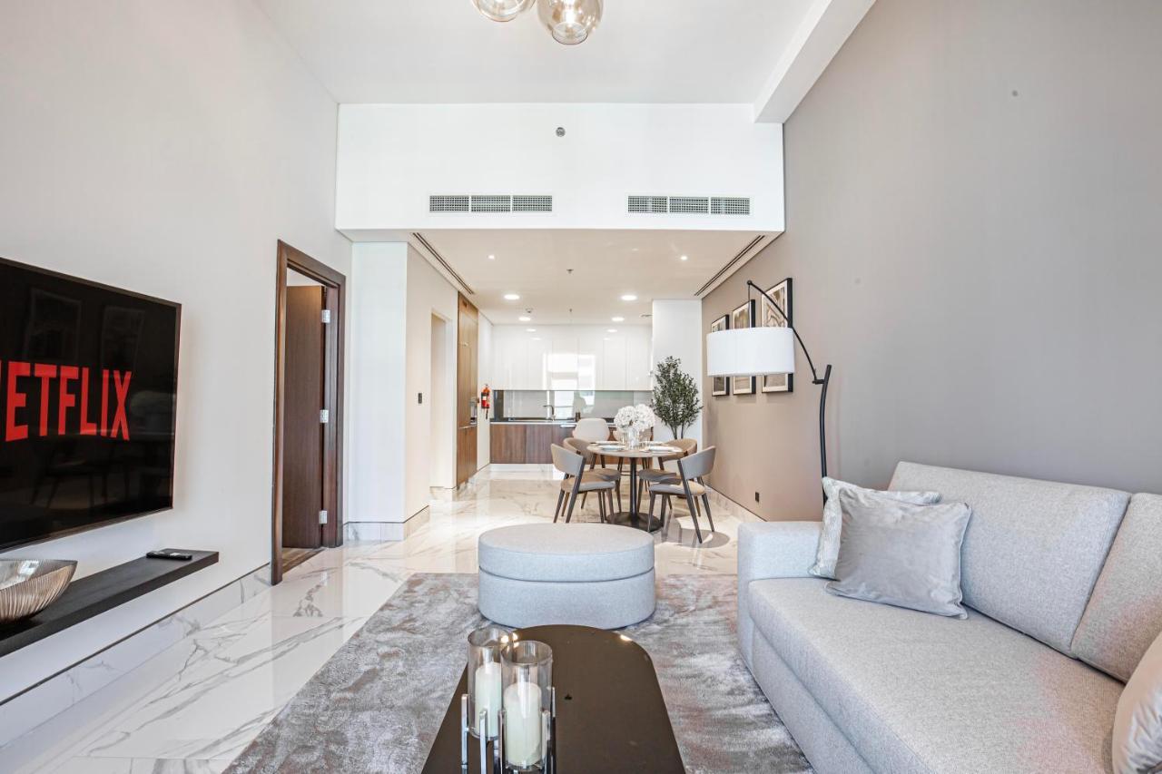 Apartment Daniels Canal View 1br At J One Business Bay