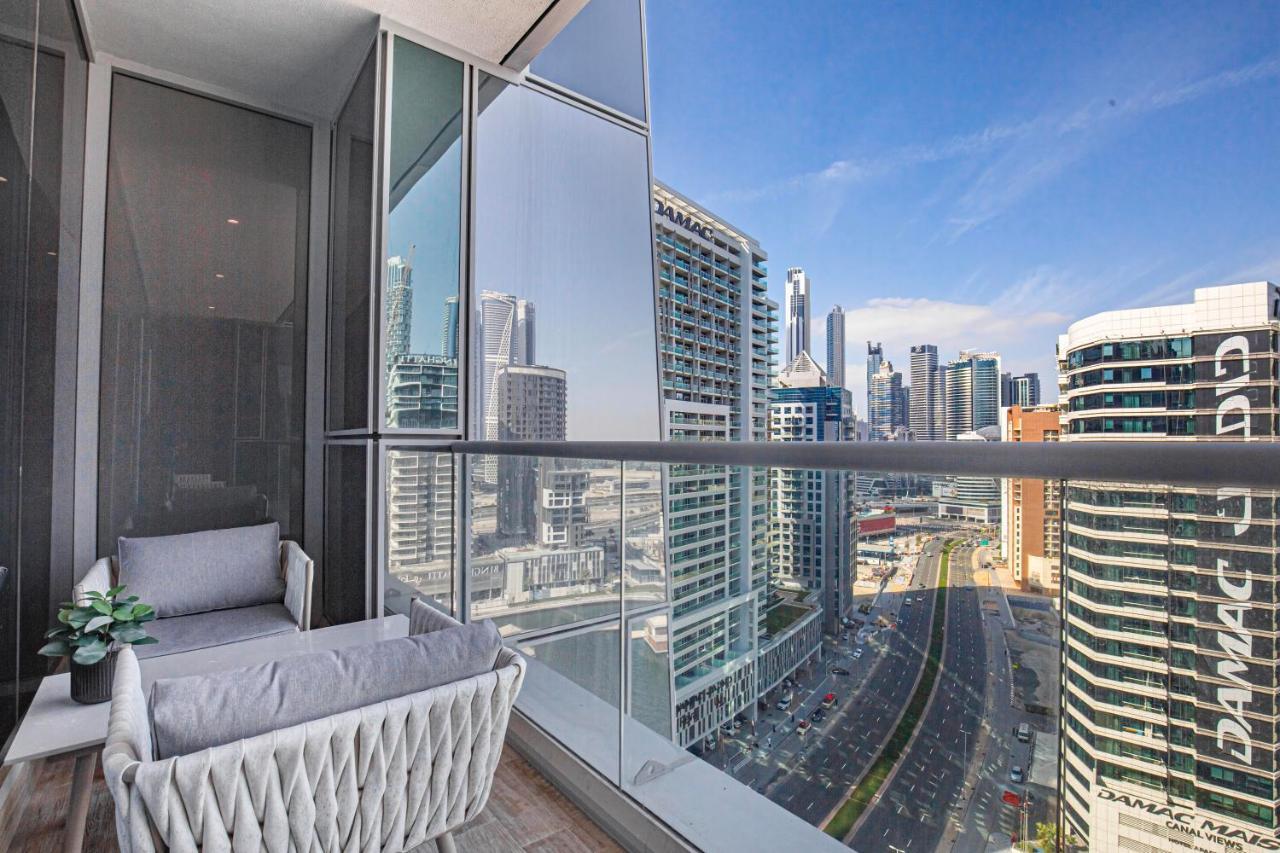 Apartment Daniels Canal View 1br At J One Business Bay Dubai